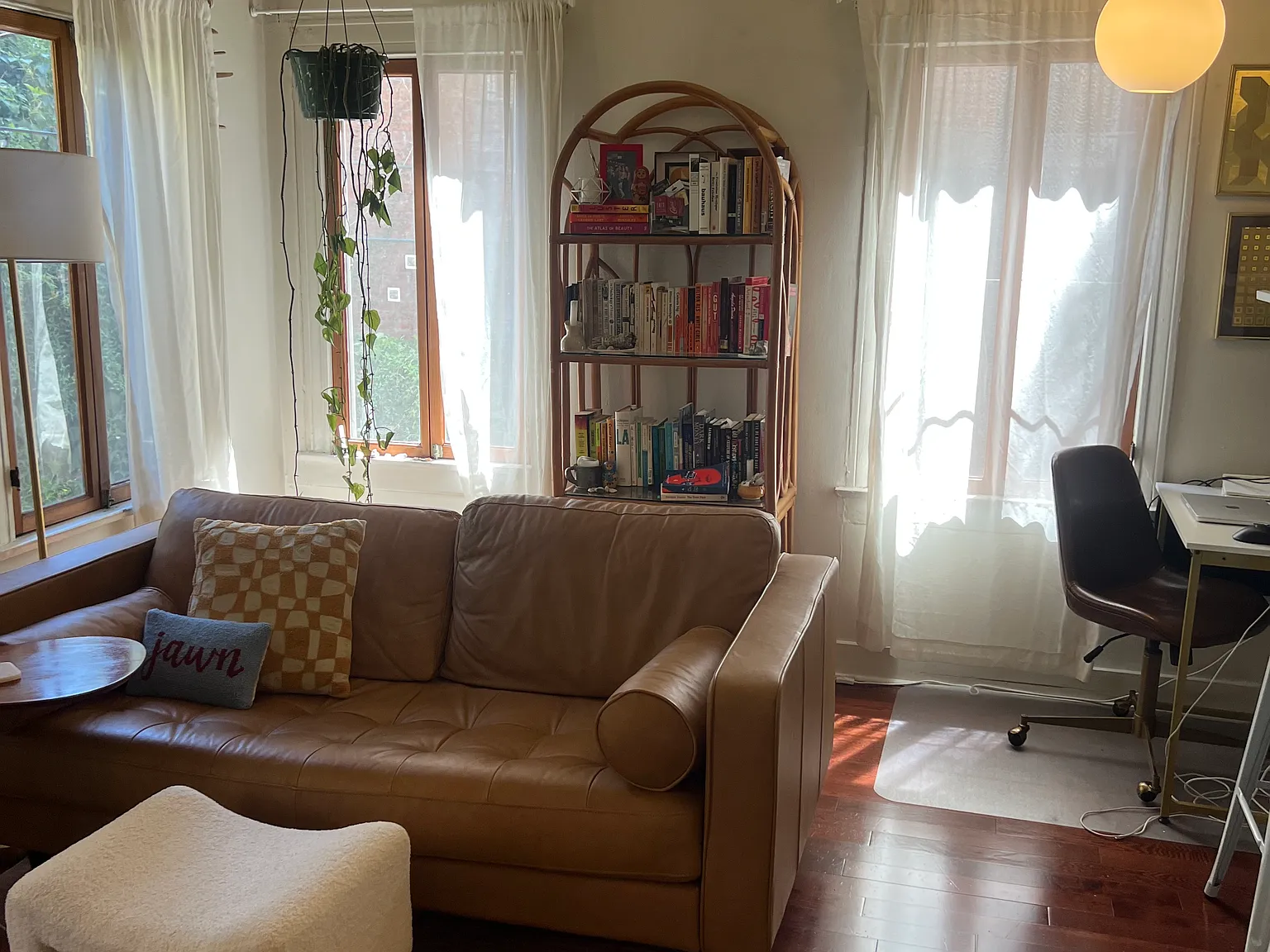 1 bed, 350 sqft, $1,895 — Photo 1