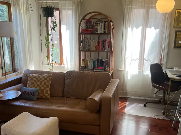 3217 Larissa Dr APT 101, Los Angeles, CA 90026