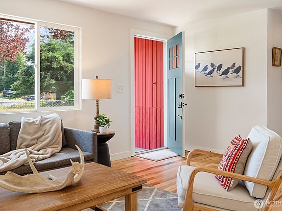 3rd image of 11935 8th Avenue SW