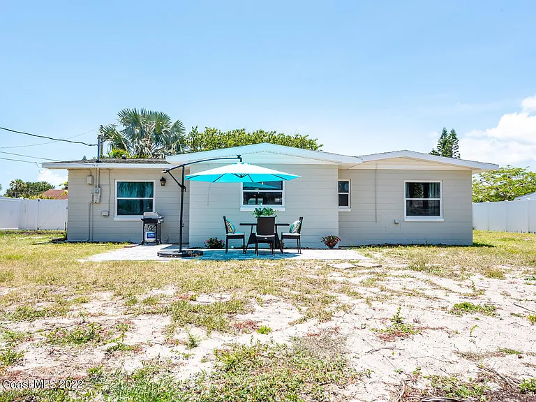 E Osceola Ln — Photo 14