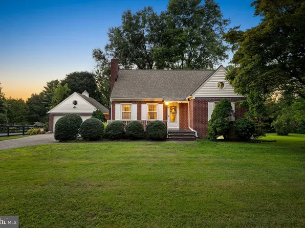 5802 Emory Rd, Upperco, MD 21155