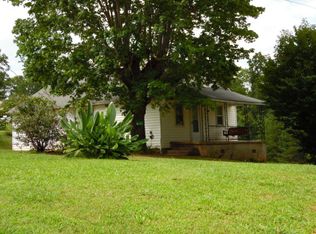 22 Waycross Rd, Marion, NC 28752