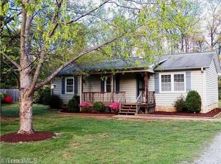 1375 Green Meadows Dr, Lexington, NC 27292