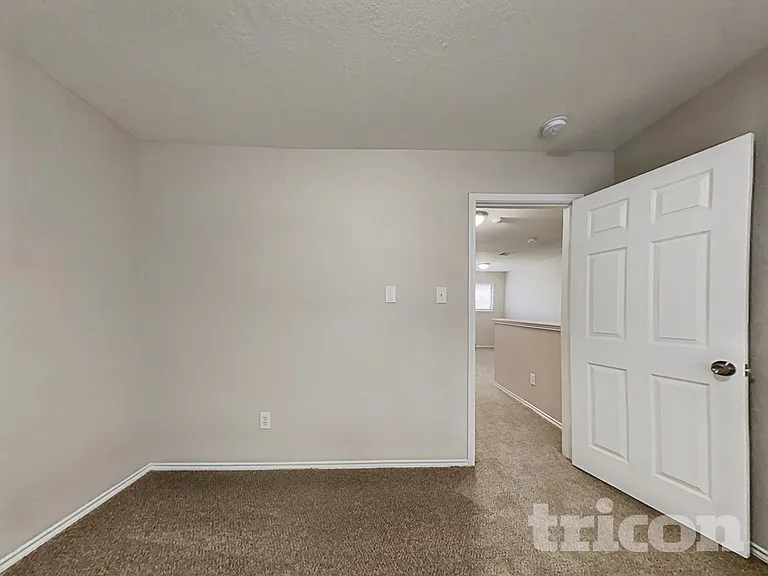 8210 Grissom Cir — Photo 13