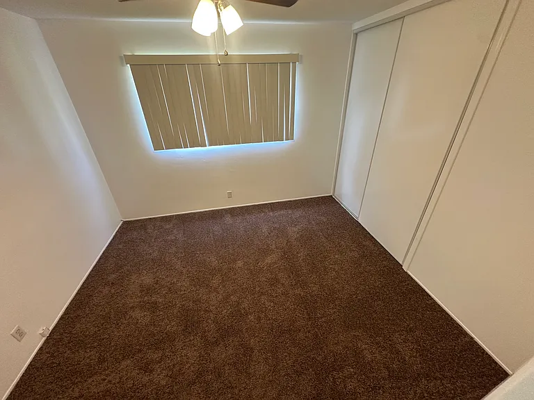 450 E Algrove St #1 — Photo 8