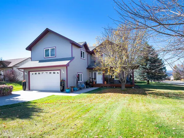 14 Bowie Rd, Gypsum, CO 81637