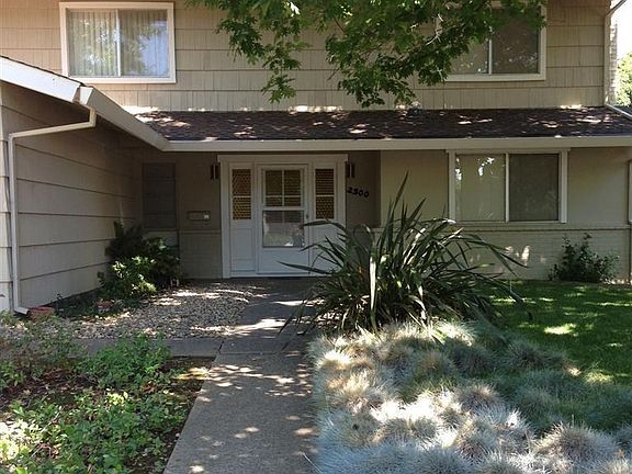 2nd image of 2300 Rogue River Dr