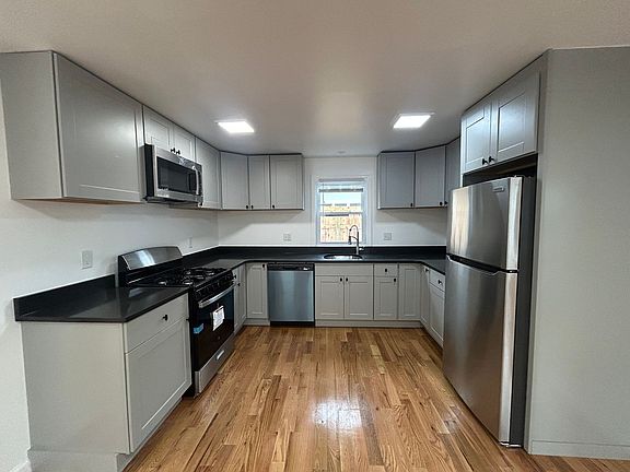 2nd image of 511 1st Ave APT 6