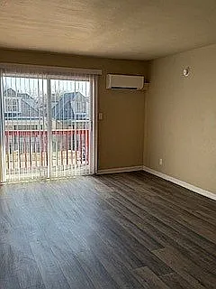 Living Area 4