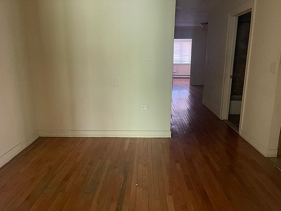 5th image of 71 Cooper St APT 1A