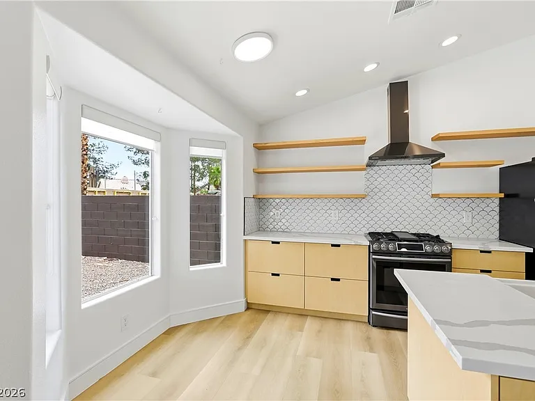 4818 Carefree Dr — Photo 13