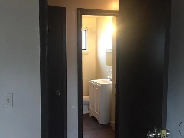 30 Auburn St — Photo 15