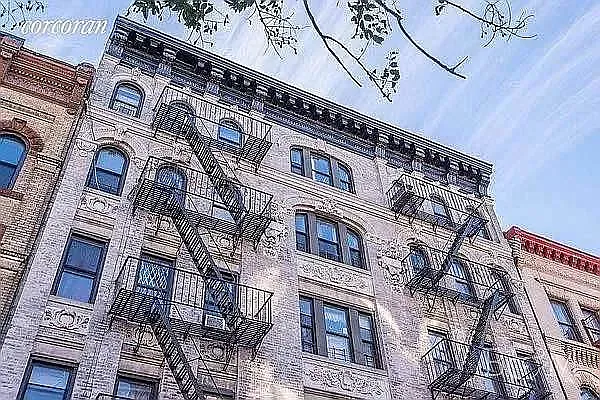 Rented by Corcoran | media 6
