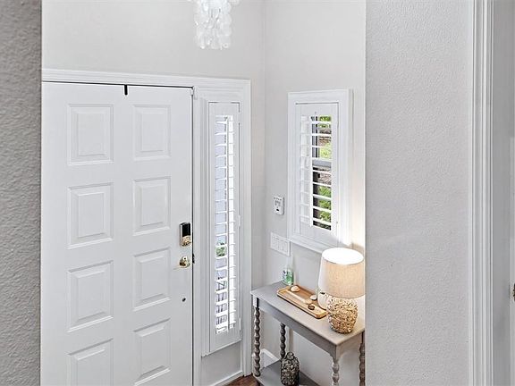 4th image of 5290 DESCANSO COURT #201B19