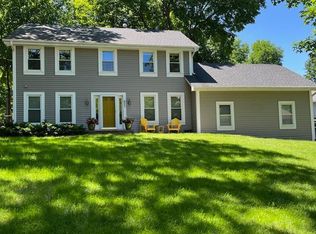 605 Jewel Ln N, Plymouth, MN 55447
