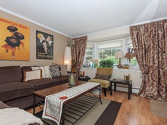 2nd image of 20B Washington Park Dr APT 6