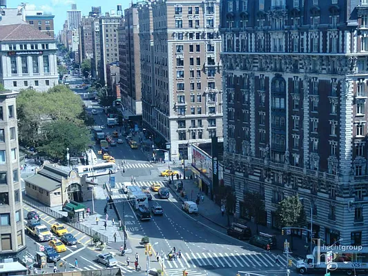 Rented by Hecht Group | media 7