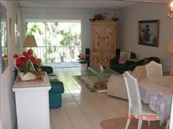 39 Watercolor Way, Naples, FL 34113