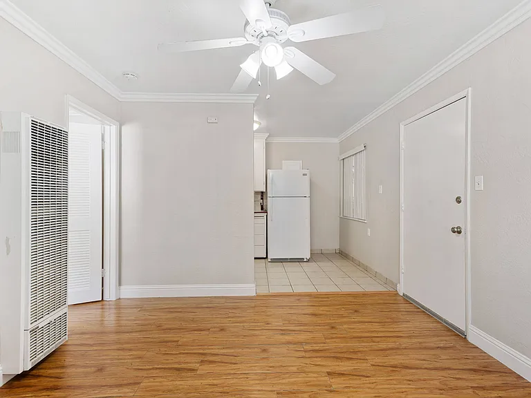 325 E William St #5 — Photo 5