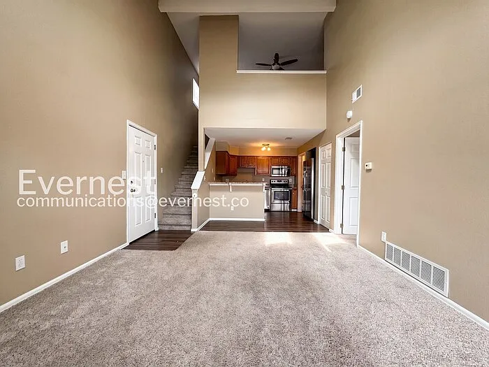 12043 W Cross Dr #301 — Photo 4