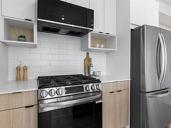 3rd image of 2629 Millstream Rd #306