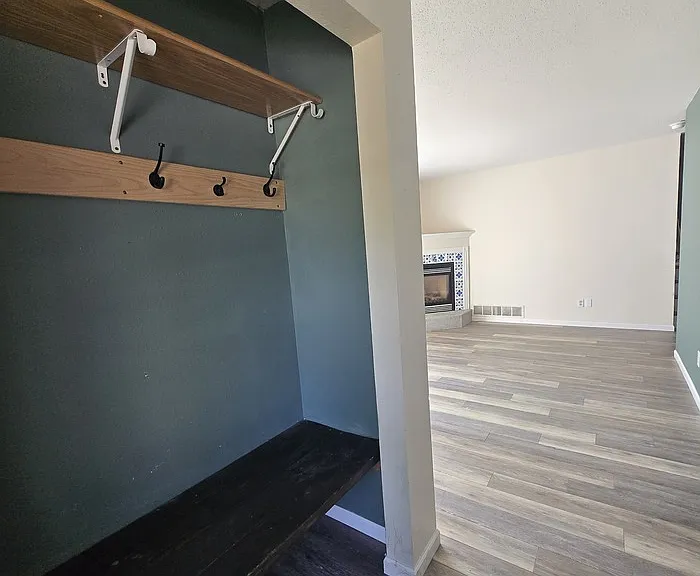 5093 W Elm Ct — Photo 2