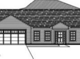 416 Wade Dr, Richlands, NC 28574