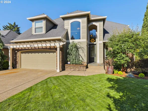 3302 Ridge Pointe Dr, Forest Grove, OR 97116