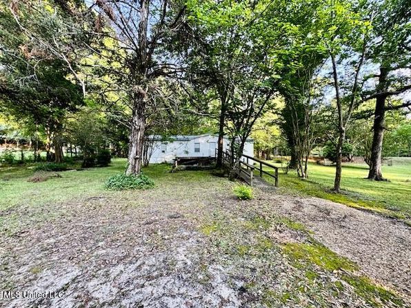 86 Pleasant Hill Rd, Mount Olive, MS 39119