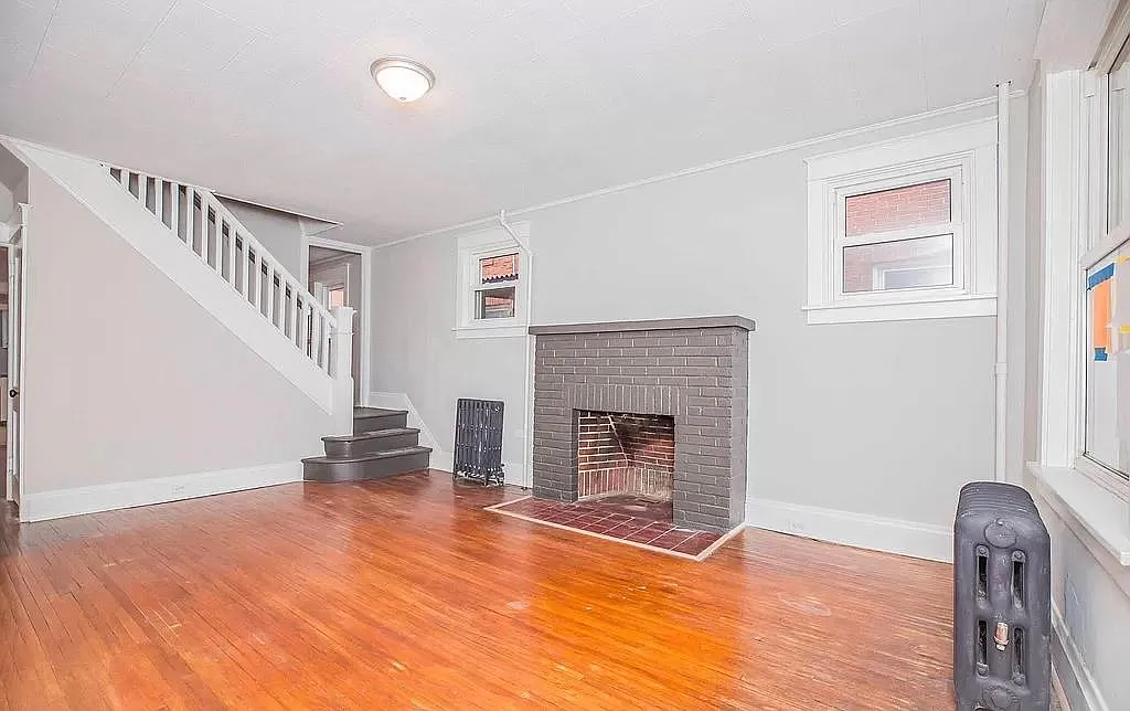 3437 Derry St — Photo 3