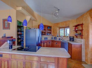 8182 S Valley Vista Dr, Hereford, AZ 85615
