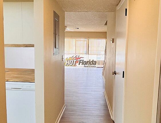 3rd image of 4534 Lafayette Ave