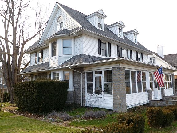 2nd image of 472 Shadeland Ave