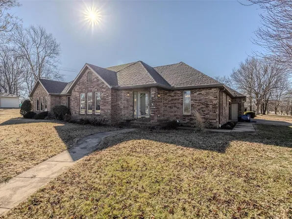 300 Brook St, Lebanon, MO 65536