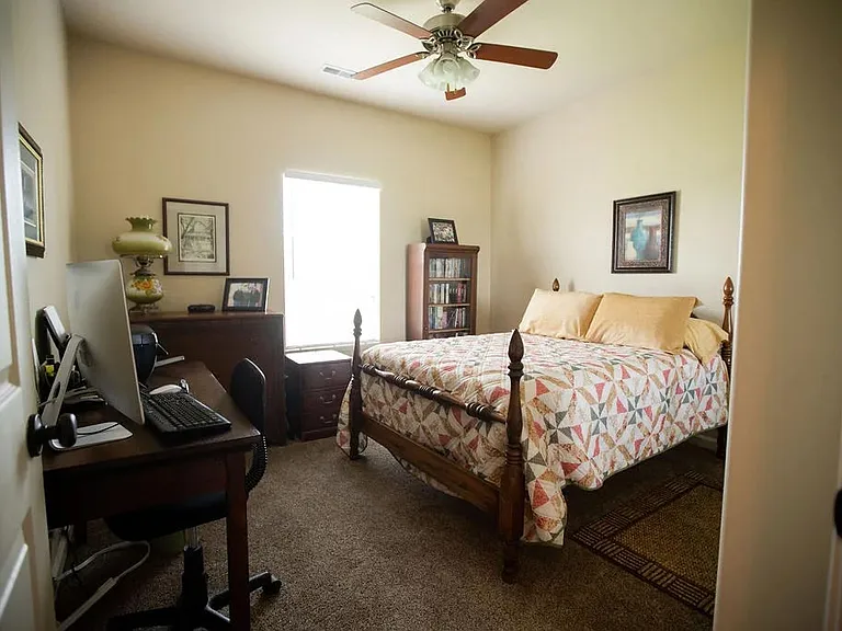 Enclave Apartmants — Photo 18