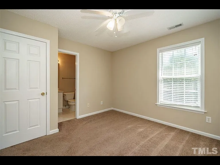 145 Woodson Dr — Photo 16