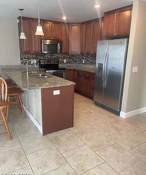 6498 N Lagoon Dr — Photo 9