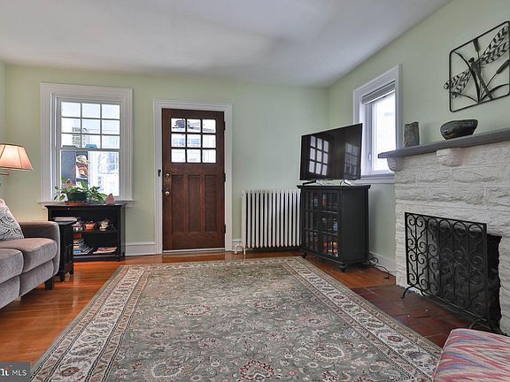 5th image of 8419/8419R Anderson St