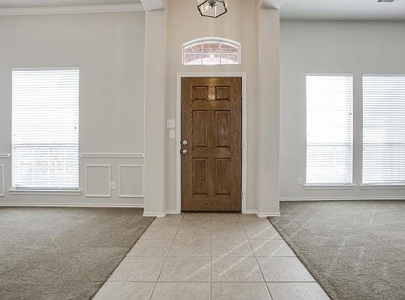 3rd image of 10341 Crawford Farms Dr
