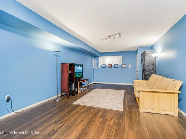 62 Lyceum Court image 12 of 14