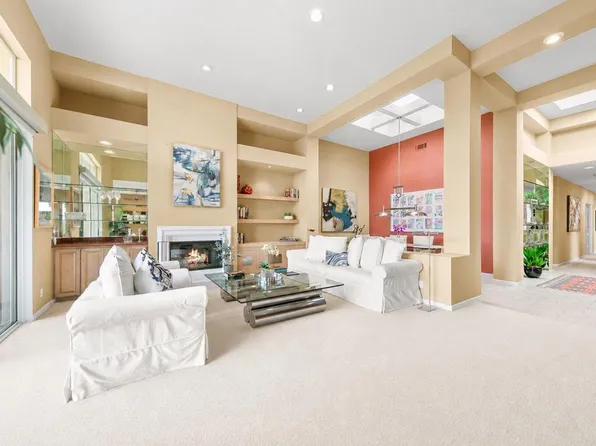 266 Eagle Dance Cir, Palm Desert, CA 92211