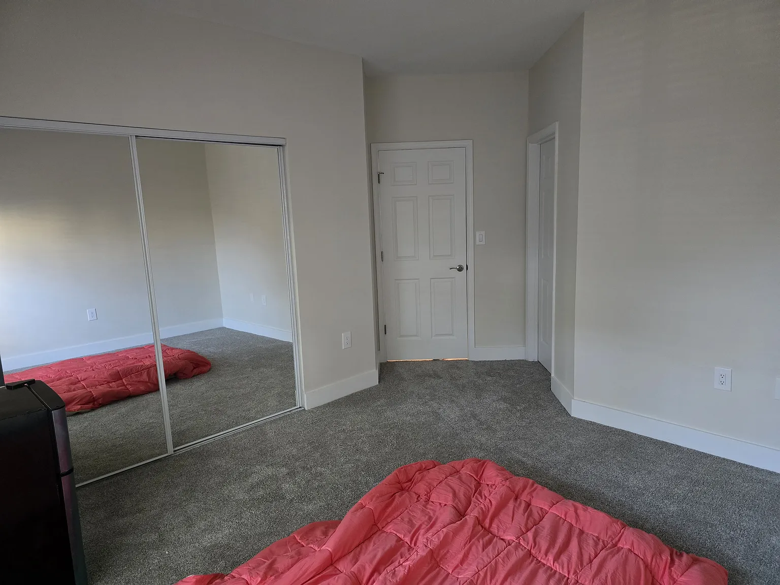 2 bed, 1125 sqft, $1,000 — Photo 2