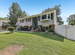 7501 Jacqwill Rd, Glen Burnie, MD 21061
