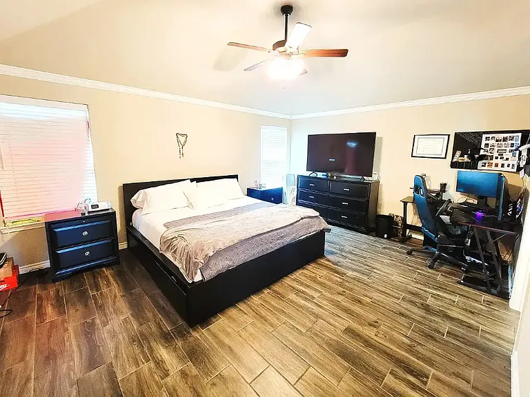 5207 Colina Dr — Photo 16
