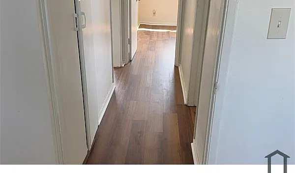 390 W 1st St #6 — Photo 3