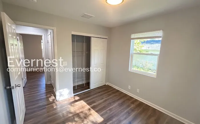 838 Lock Ave — Photo 13