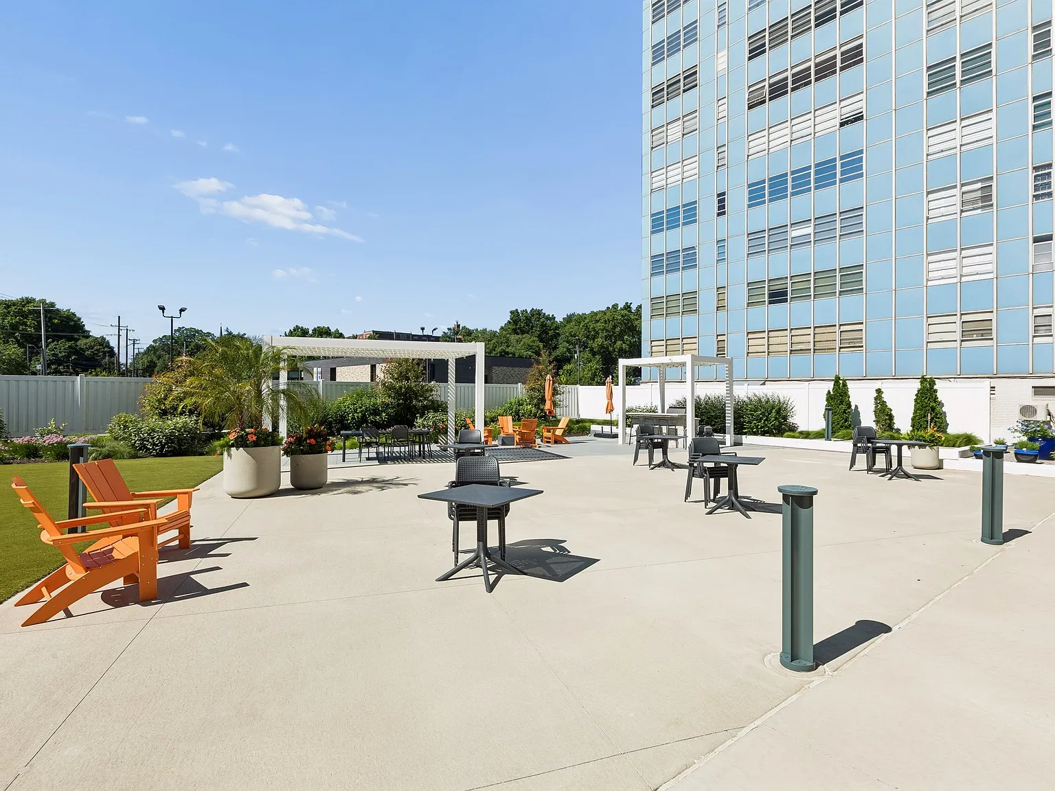2 bed, 1094 sqft, $2,250 — Photo 4