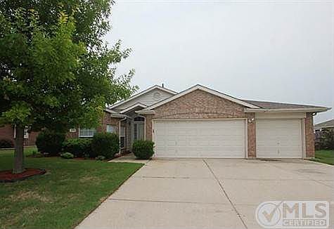 1st image of 713 Cardinal Dr