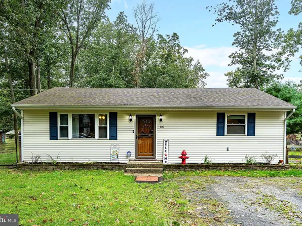 102 Tennessee Trl, Browns Mills, NJ 08015