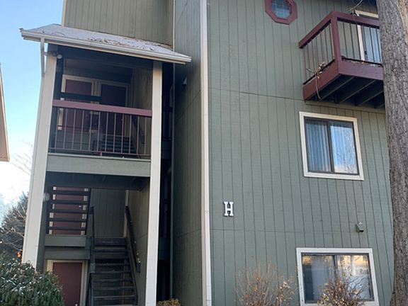 2nd image of 4501 Boardwalk Dr E #H76
